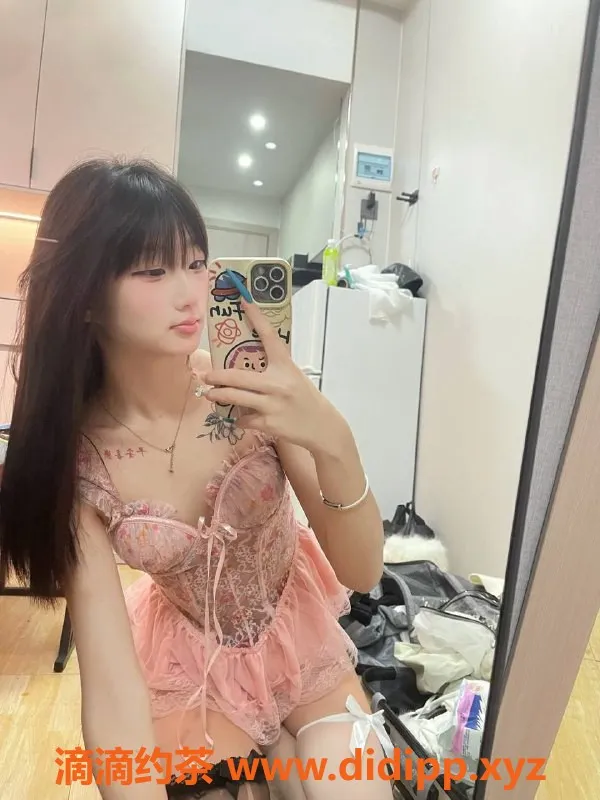 深圳楼凤-龙华嫩妹小萱，165cm 45kg 18岁服务，900P起