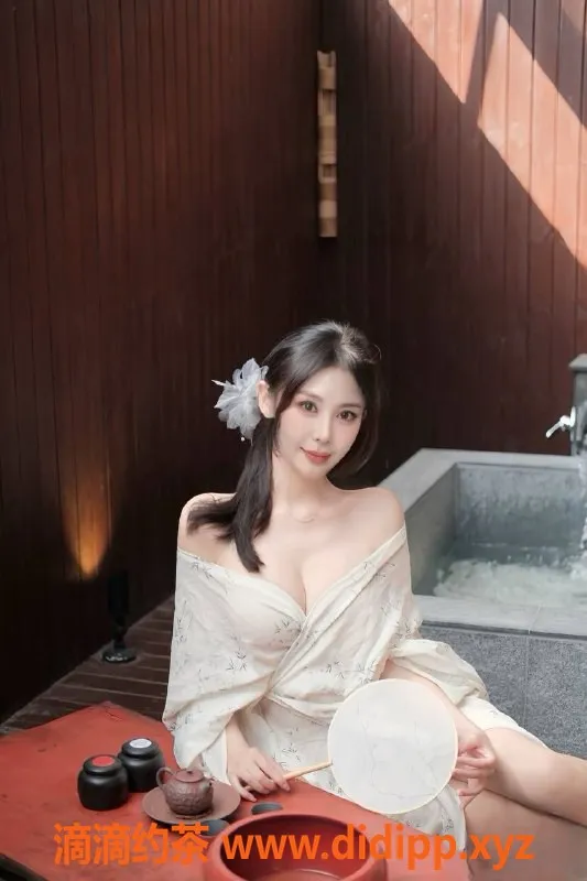 深圳楼凤-福田千岛惠子，168高挑大胸，1300起价