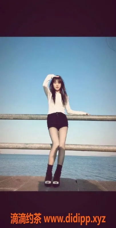 成都楼凤资源信息,成华区19岁梓琪，158cm，77斤，独特女友感服务