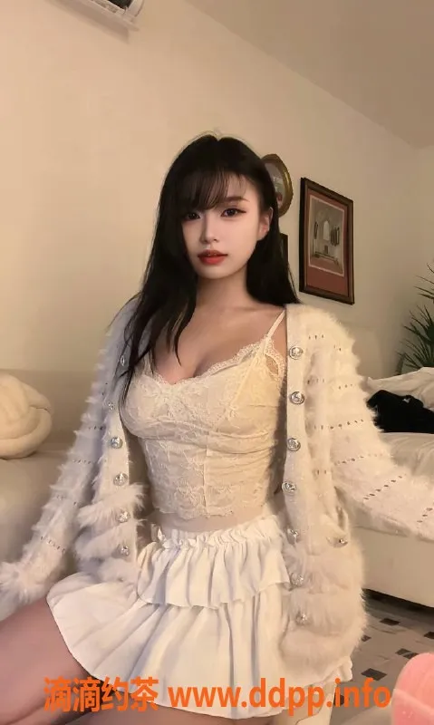 深圳楼凤-福田猫猫，900元/次，享受鸳鸯浴与69服务