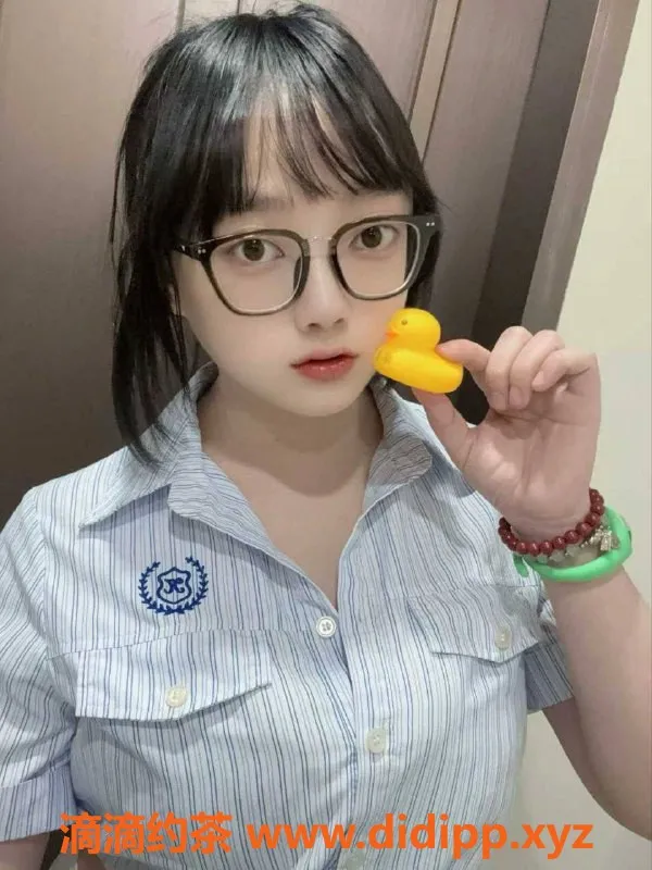 广州楼凤-海珠嫩妹雪儿仅需500，超值体验等你来！