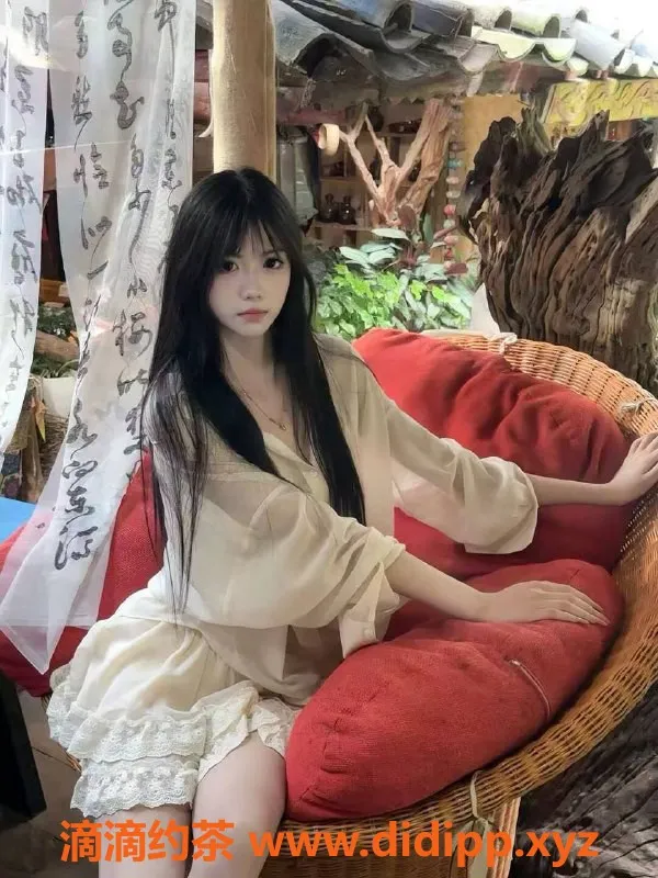 温州楼凤-温州瑞安区舒舒，21岁，167cm C杯，超值套餐