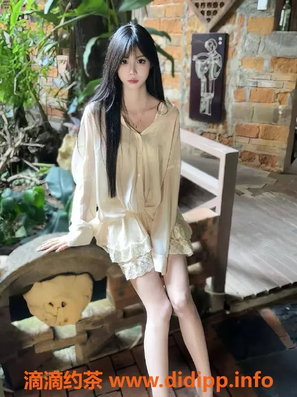 温州楼凤资源信息,温州瑞安区舒舒，21岁，167cm C杯，超值套餐