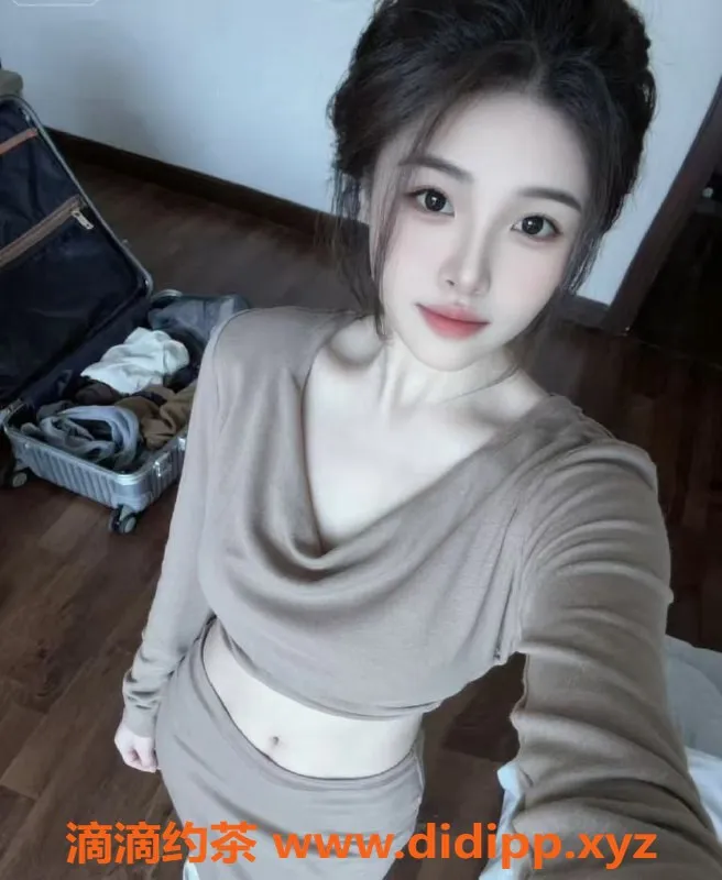 成都楼凤-成都苏小樱，36C丰满，服务极佳