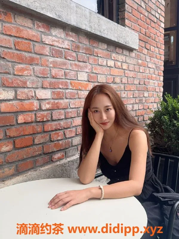 成都楼凤-武侯区花花，御姐车大长腿，超值体验