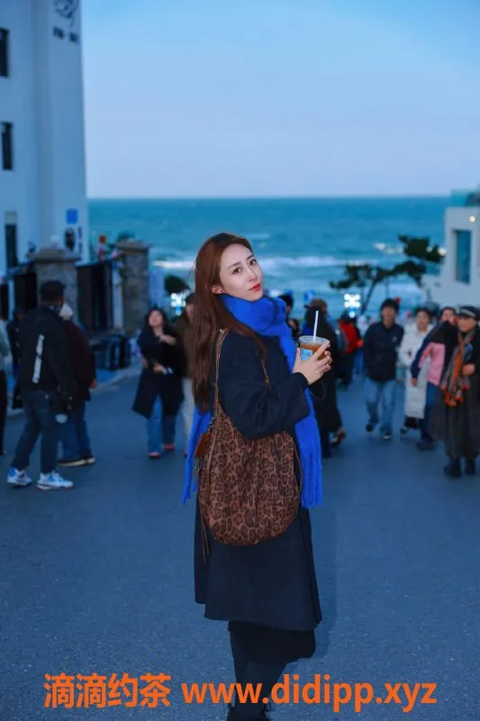 成都楼凤-武侯区花花，御姐车大长腿，超值体验