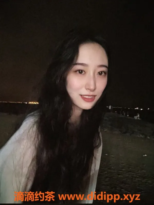 成都楼凤资源信息,武侯区花花，御姐车大长腿，超值体验