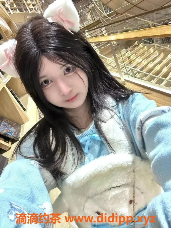 长沙楼凤-国庆约会佳琪，童颜巨乳却有违和感