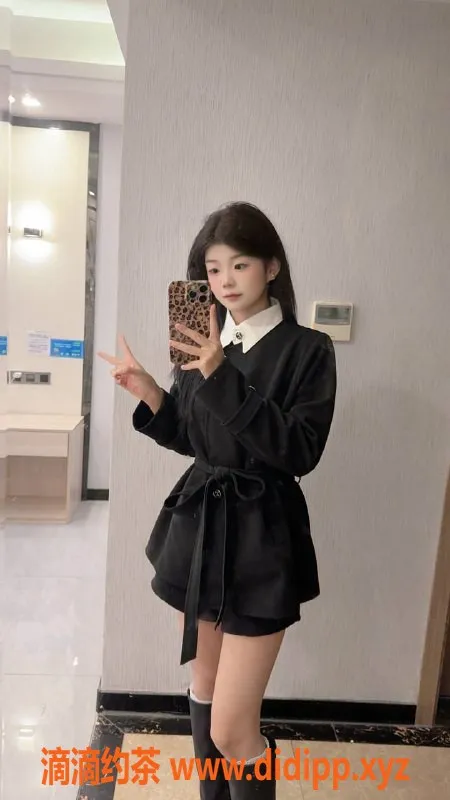 深圳楼凤-宝安小妮子，800元享鸳鸯浴及多重服务