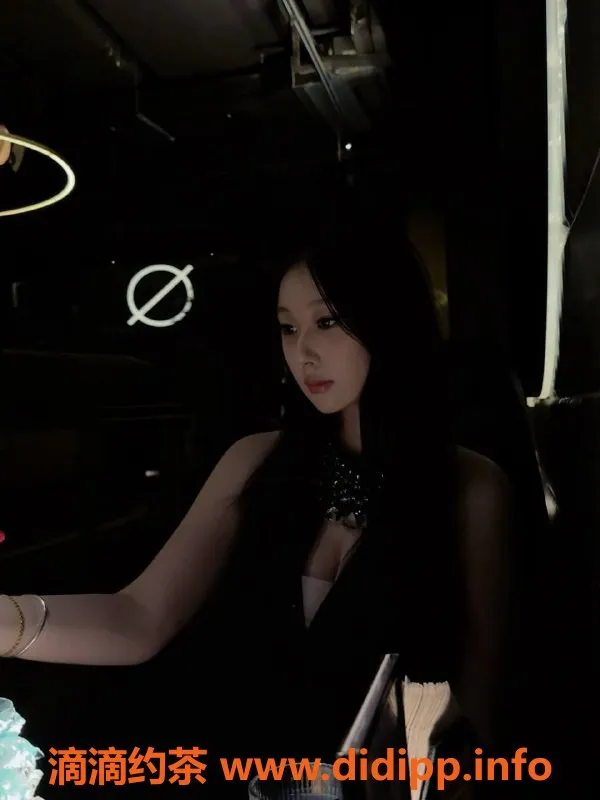 深圳楼凤-南山悠悠—模特兼职，性感嫩妹，消费2000p起