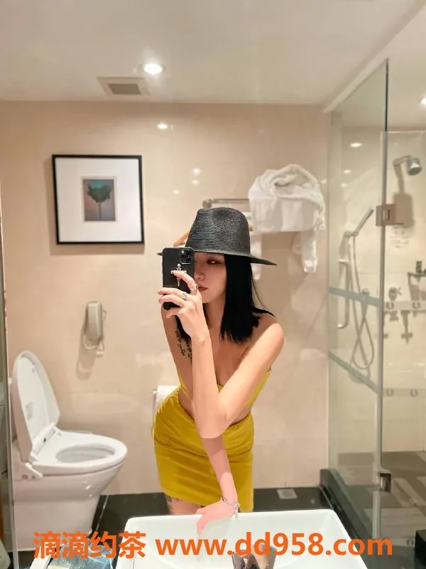 广州楼凤-天河御姐阿柯，1500元包时服务