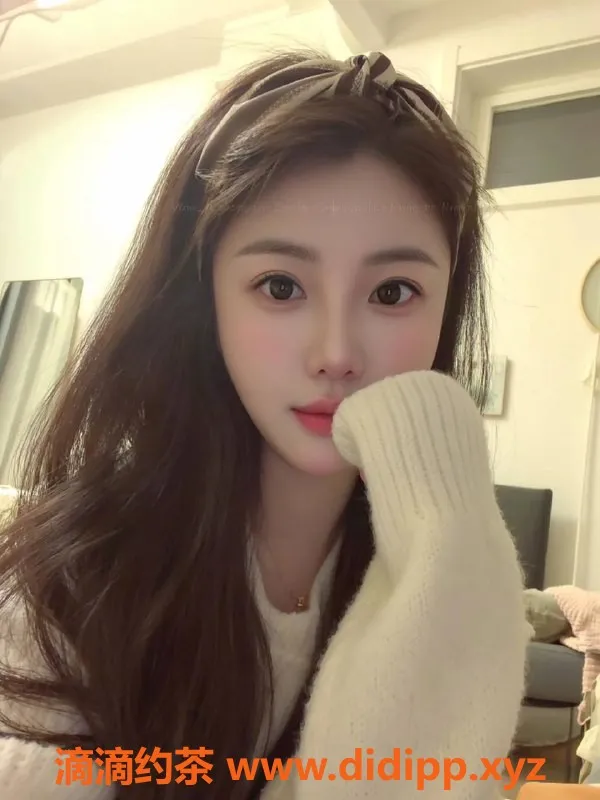 深圳楼凤-南山薇儿提供无套口和鸳鸯浴，700起