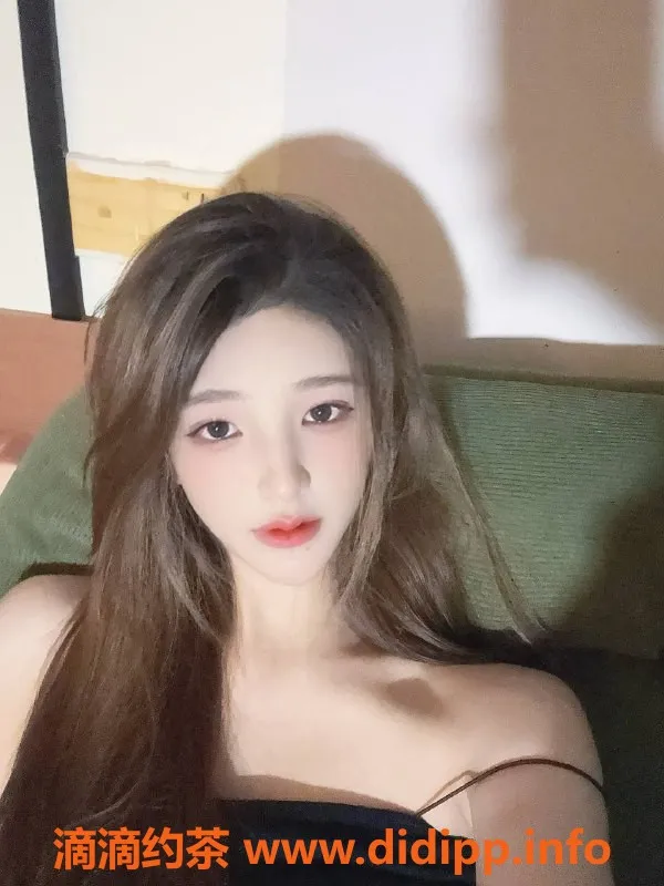 深圳楼凤-南山甜儿，165cm44kg嫩妹服务，价格亲民！