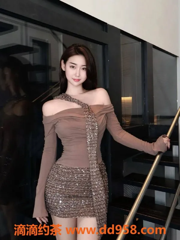 深圳楼凤-罗湖欧露楠，1800pp，深喉与角色扮演等你来体验！