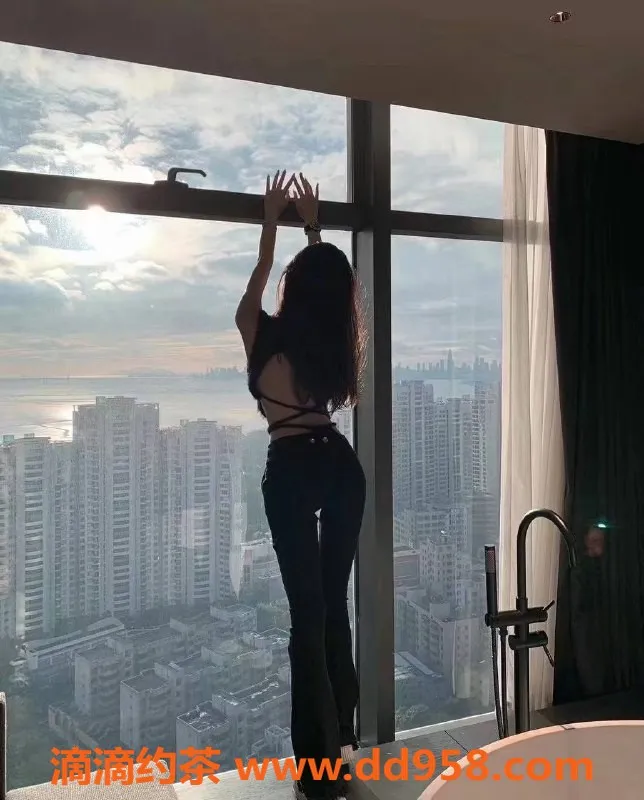 深圳楼凤-深圳南山小梅梅，1300起，嫩妹伴你畅游