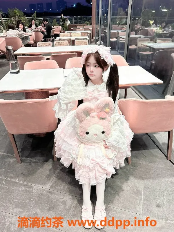 深圳楼凤-南山羚羊宝宝 162cm 48kg 专业舌吻六九服务