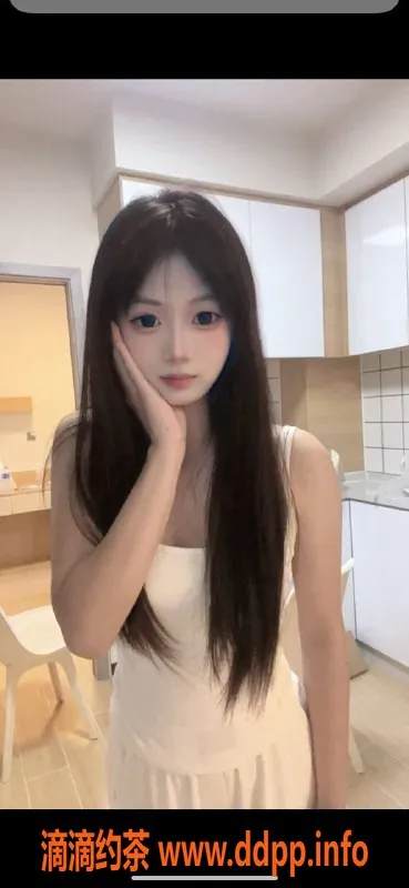 深圳楼凤-深圳龙华小芸，800元体验嫩妹魅力