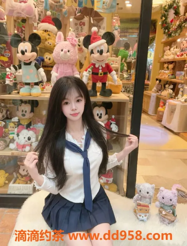 深圳楼凤-深圳龙华琪琪，800p嫩妹服务，快来体验！