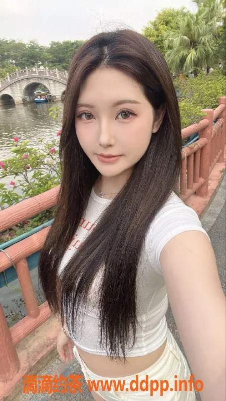 深圳楼凤-福田雨桐，清新自然的陪伴，超值体验