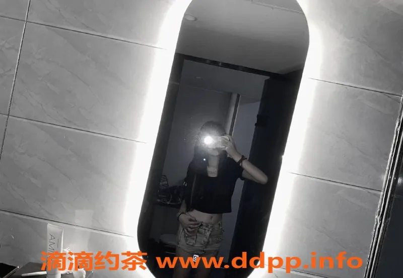 深圳楼凤资源信息,深圳龙华嫩妹蛋卷，900元/1500元超值服务