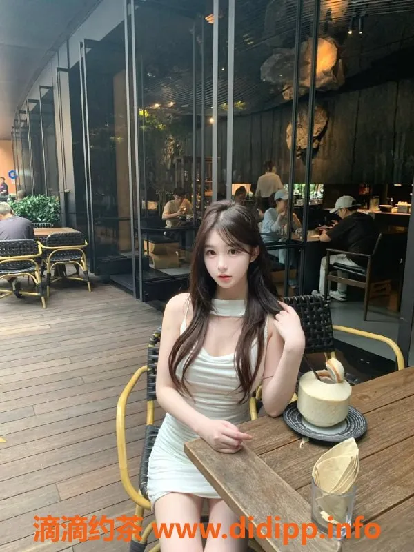 深圳楼凤-深圳南山嫩妹昕儿，1500元起，尽享舌吻与鸳鸯浴服务