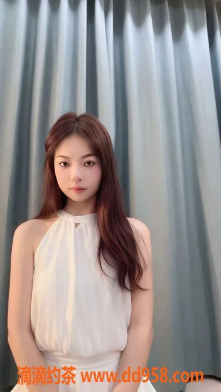 广州楼凤-天河区甜美小喵，162cm B罩杯，性价比高！