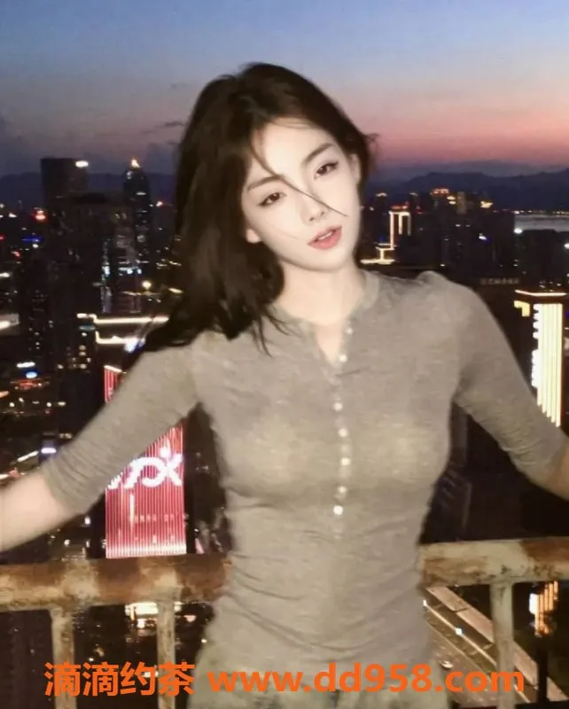 深圳楼凤-南山小白，900元享受御姐服务