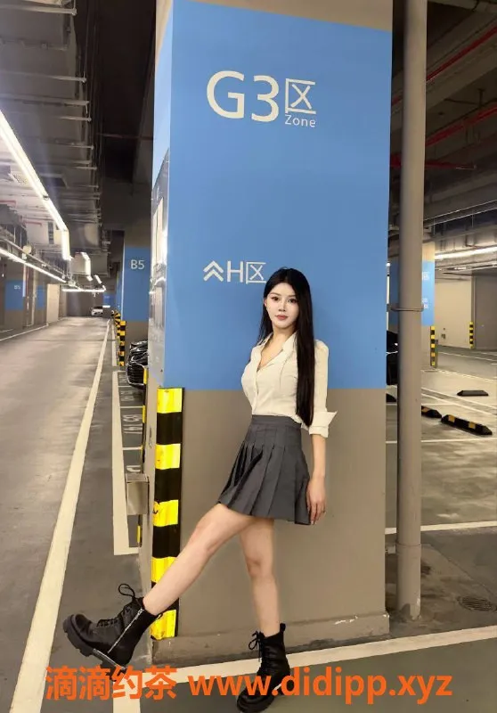 广州楼凤资源信息,天河半夏，1398元畅享舌吻与御姐魅力