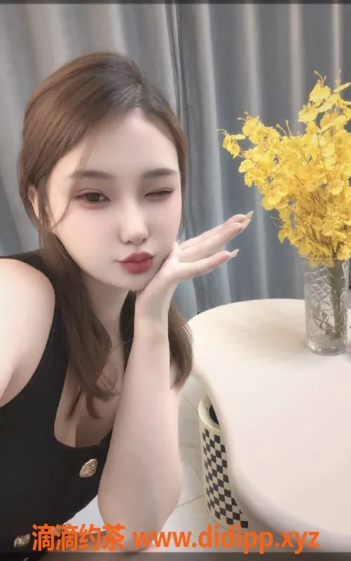 广州楼凤资源信息,禅城Tong，600元深喉69御姐服务