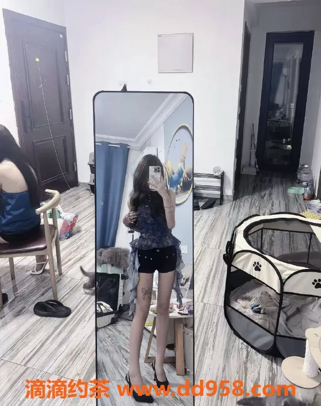 广州楼凤-越秀区叮当，165cm B杯嫩妹，700p起