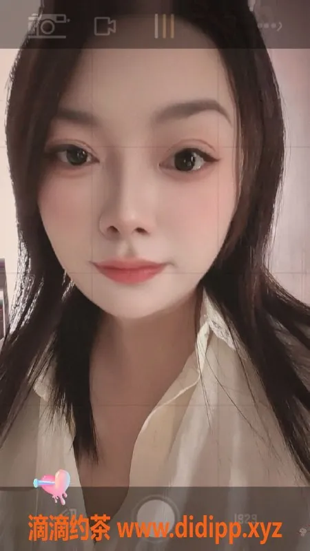 广州楼凤-天河星星，400元享舌吻与69服务