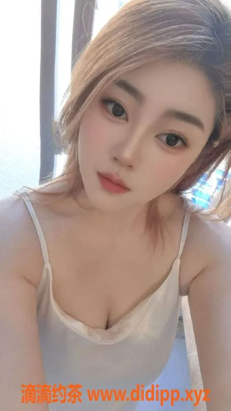 深圳楼凤-深圳南山艺名糖豆奶豆，1100p服务大揭秘！