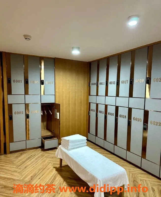 广州spa会所-白云区人和97水疗会所，年轻美女超模等你来！