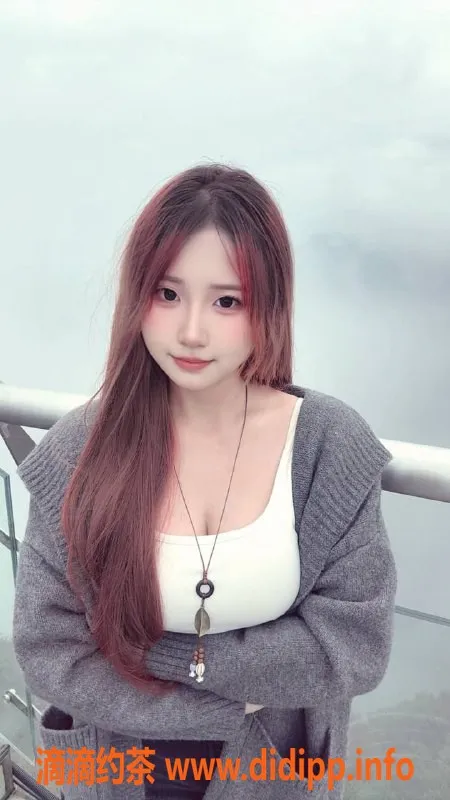 成都楼凤-成都小乖，嫩妹车，服务态度超棒！