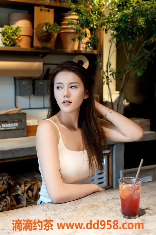 深圳楼凤资源信息,福田盈盈，身高、甜美服务等你来体验！