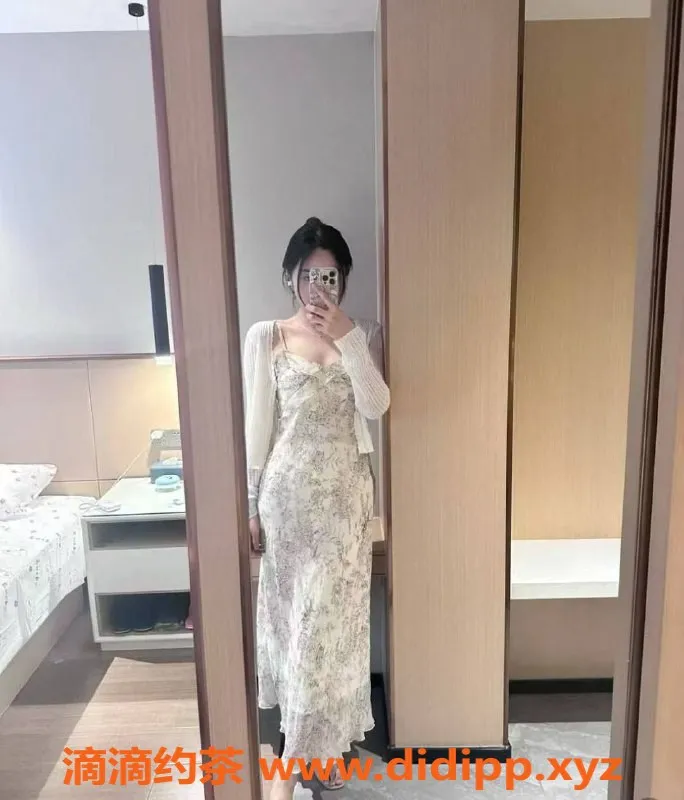 广州楼凤资源信息,天河嫩妹苏苏，700元体验情趣服务
