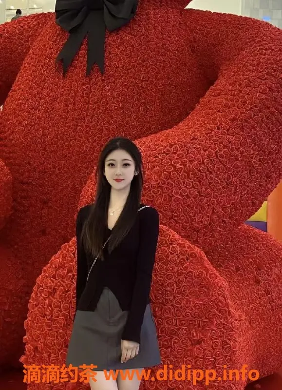 深圳楼凤-福田徐璐，甜美可人，身高165厘米