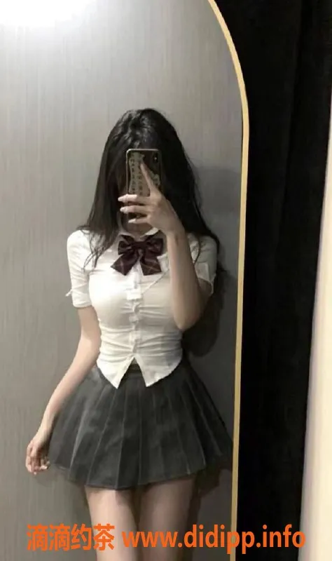 广州楼凤资源信息,天河小薇薇，600元，嫩妹夜课外出服务