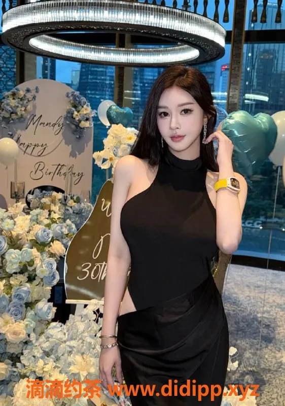 深圳楼凤-福田雅典娜，身高165，胸围C罩，微胖美女热情服务