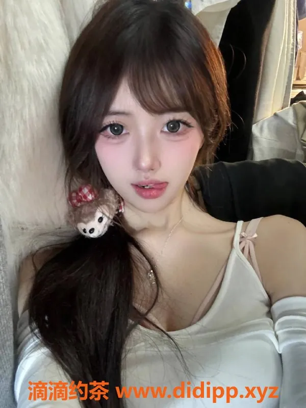 深圳楼凤-福田依伊，1300起，性感御姐服务等你来体验