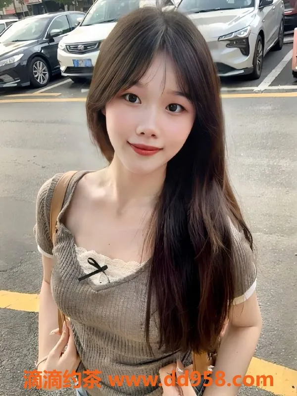 深圳楼凤-南山米儿，1188元享鸳鸯浴与制服服务