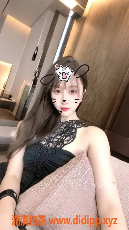 广州楼凤-天河嫩妹南念，价格800，丝袜包时服务