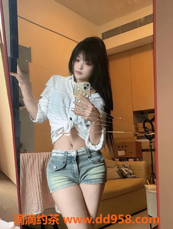 深圳楼凤-龙华嫩妹小雅婷，1000元高质量服务