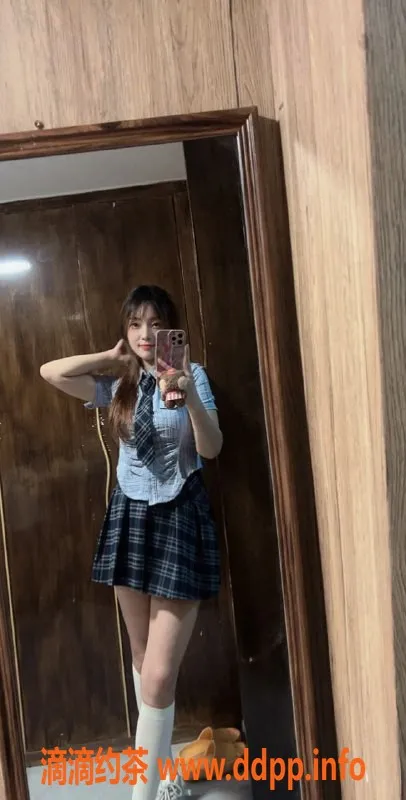 广州楼凤-天河小美，700元的御姐体验