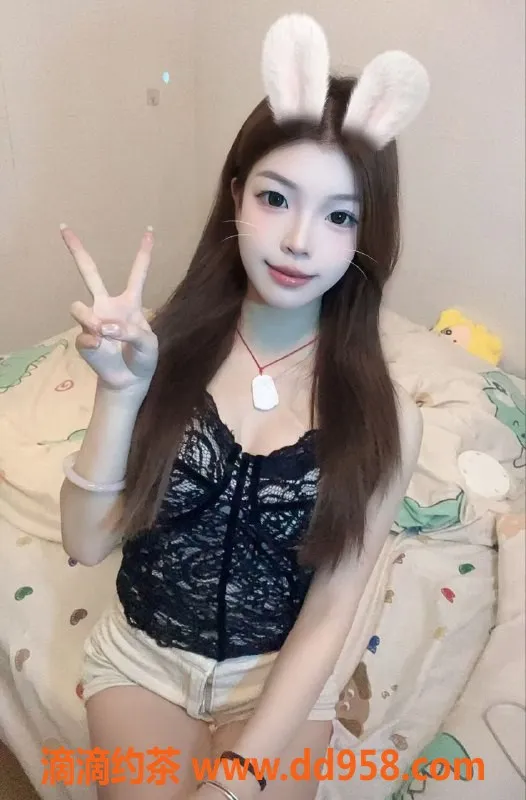 广州楼凤-天河嫩妹奶泡芙，热舞69价600