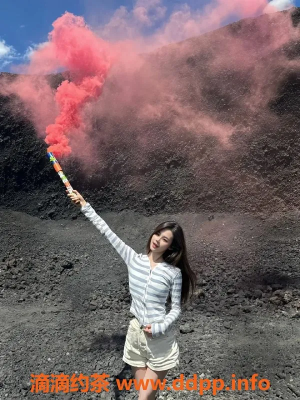 广州楼凤-番禺嫩妹沐沐，800元包时服务