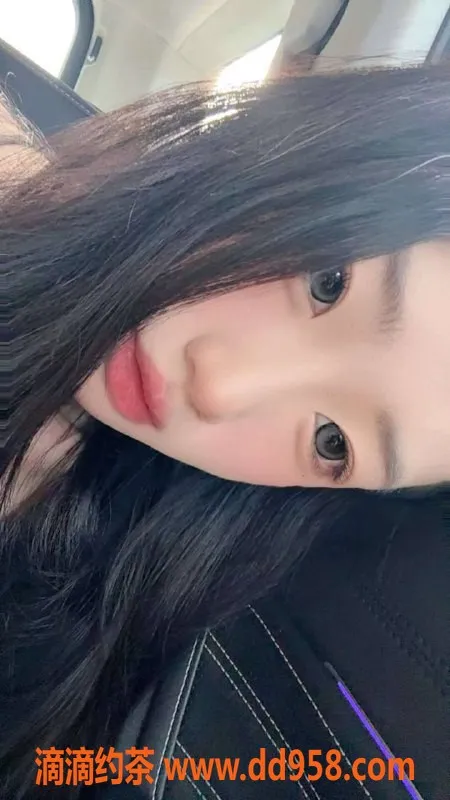 广州楼凤-天河甜美少女原原，700p起，尽享舌吻69p乐趣