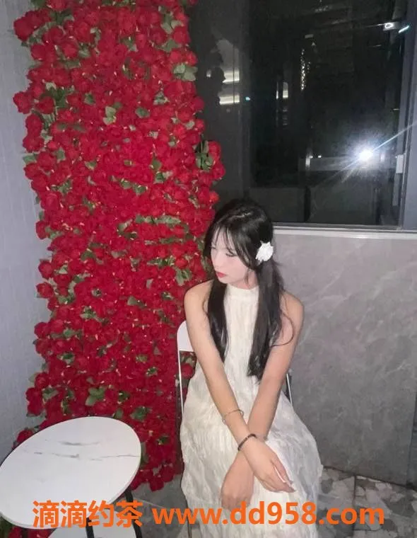 常州楼凤资源信息,常州璐璐，164身高96体重，23岁无套路