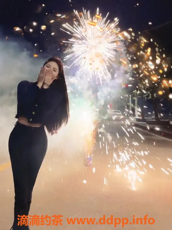 上海楼凤-上海静安涵涵22岁，172大长腿，真熊大C罩杯