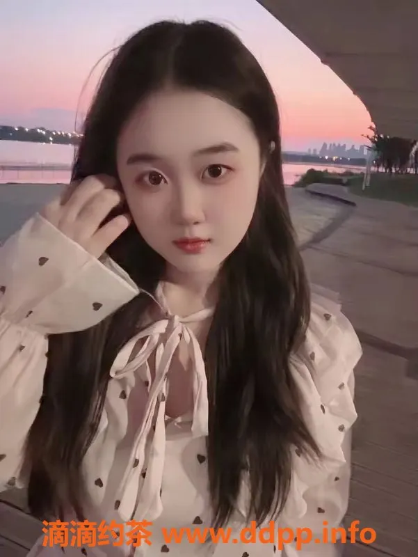 成都楼凤-成华区嫩妹倩倩，身材娇好，课时费6/9